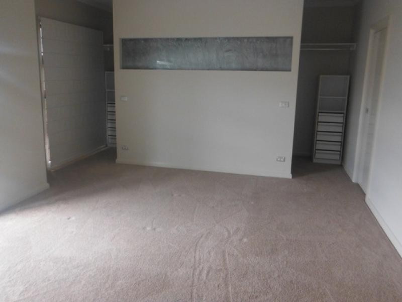 18 John Penn Drive, Tomakin NSW 2537