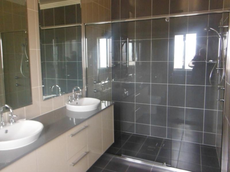 18 John Penn Drive, Tomakin NSW 2537