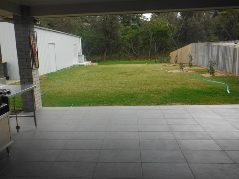 18 John Penn Drive, Tomakin NSW 2537