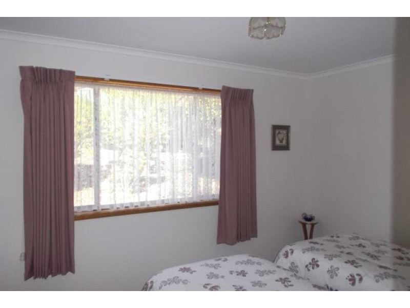 51 MELALEUCA  Crescent, Catalina NSW 2536