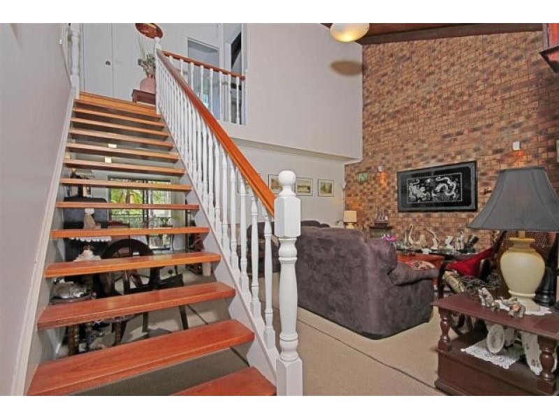 2/183 BEACH  Road, Sunshine Bay NSW 2536