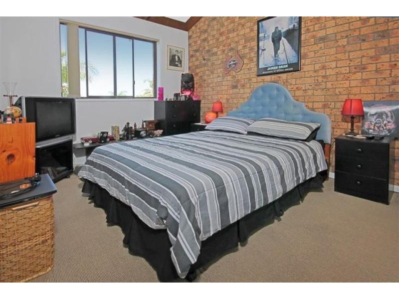 2/183 BEACH  Road, Sunshine Bay NSW 2536