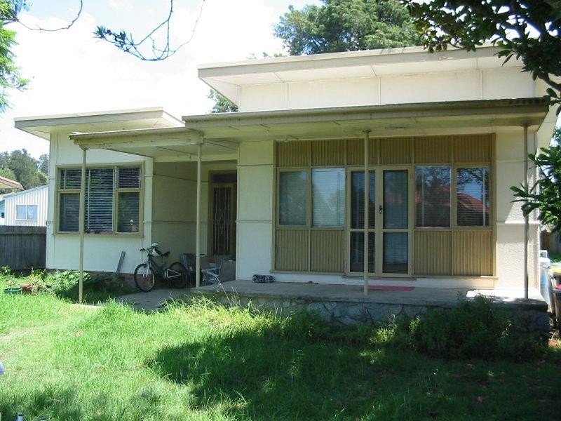 132 Beach Road, Batemans Bay NSW 2536