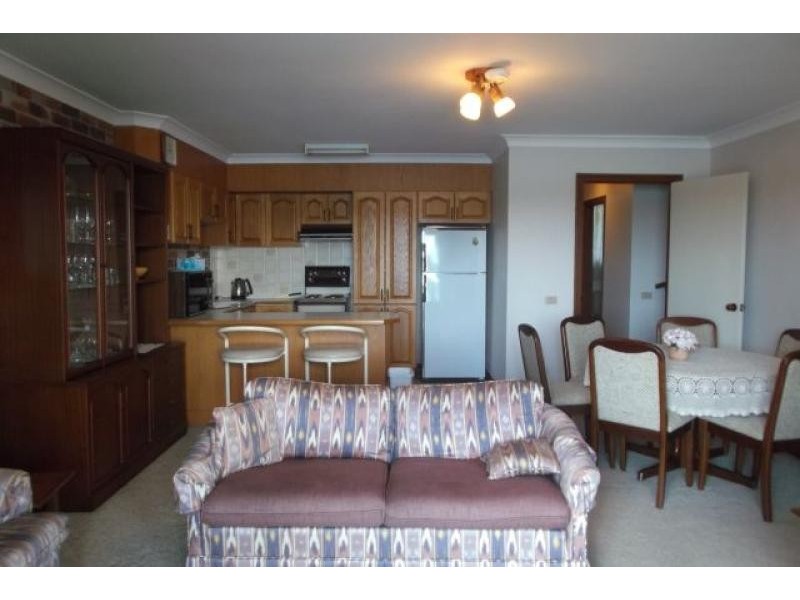 4/11 HIGH  Street, Batemans Bay NSW 2536