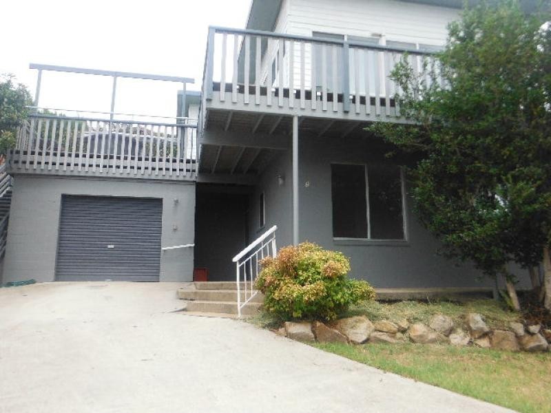 2/7 Edward Road, Batehaven NSW 2536