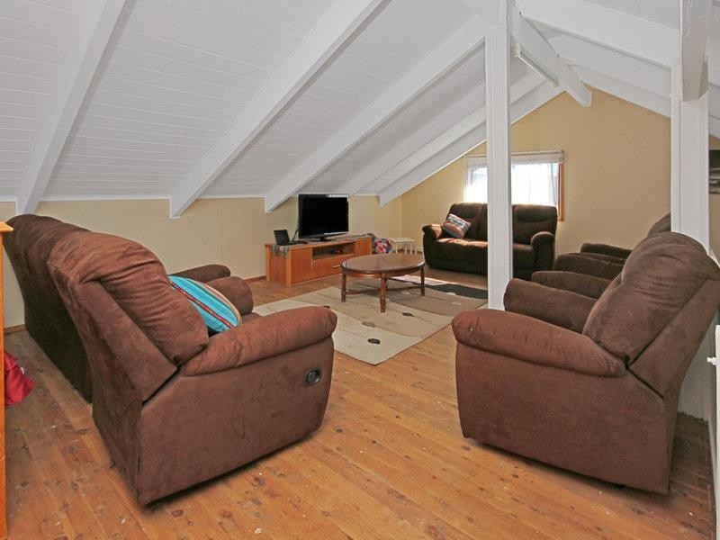 7 MARINA Avenue, Surfside NSW 2536