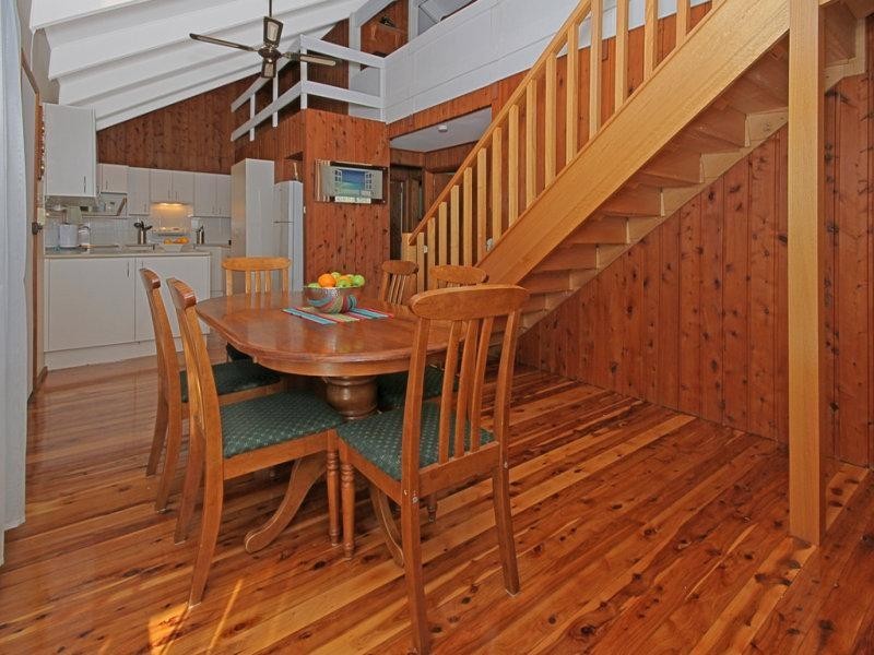 7 MARINA Avenue, Surfside NSW 2536