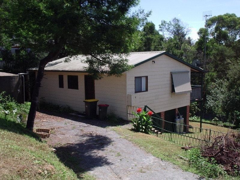 8 CURROWAN Street, Nelligen NSW 2536