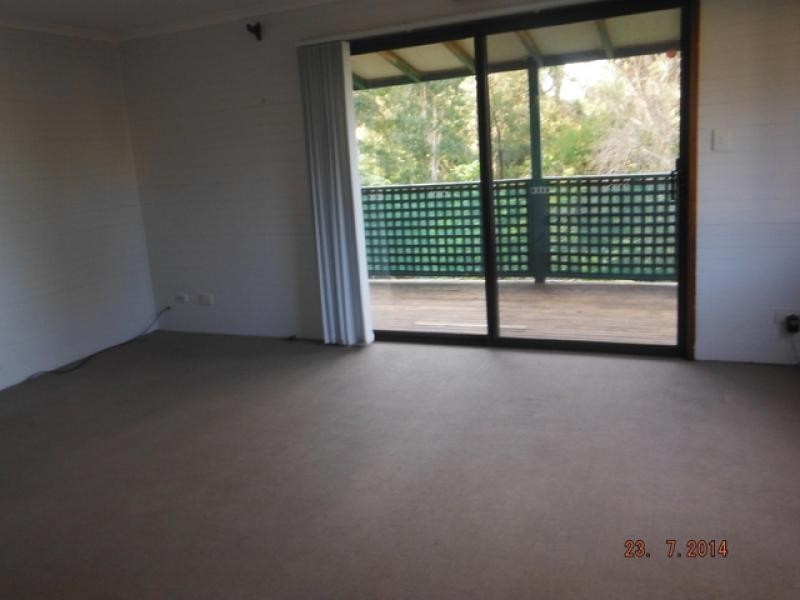 8 CURROWAN Street, Nelligen NSW 2536