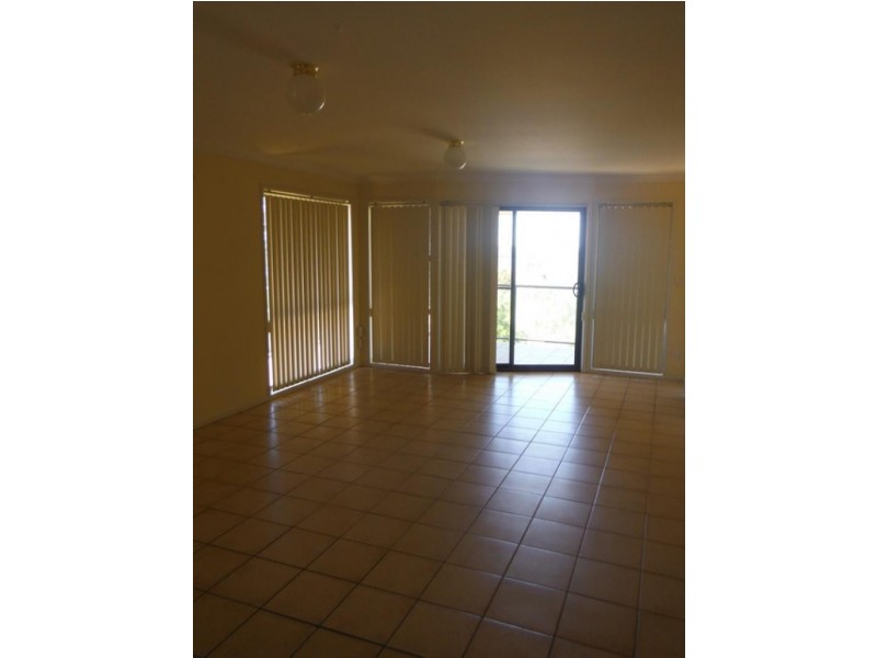 2/8 PACIFIC Street, Batemans Bay NSW 2536