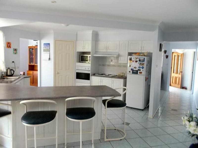 78 MELALEUCA  Crescent, Catalina NSW 2536