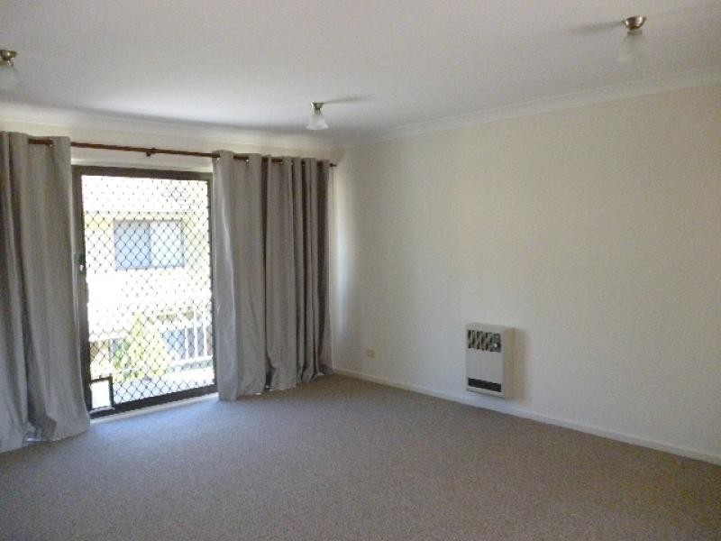 4/5 LORD  Place, North Batemans Bay NSW 2536