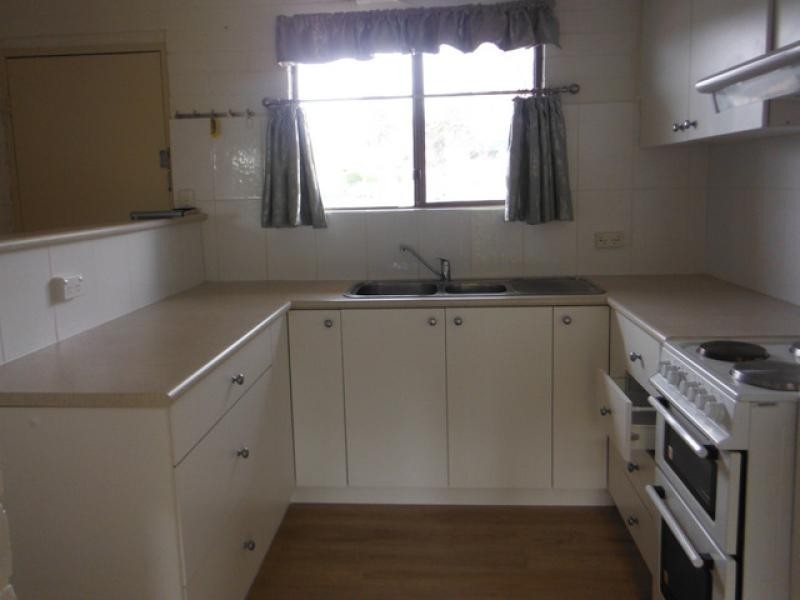 5/2-4 Matthew Parade, Batehaven NSW 2536