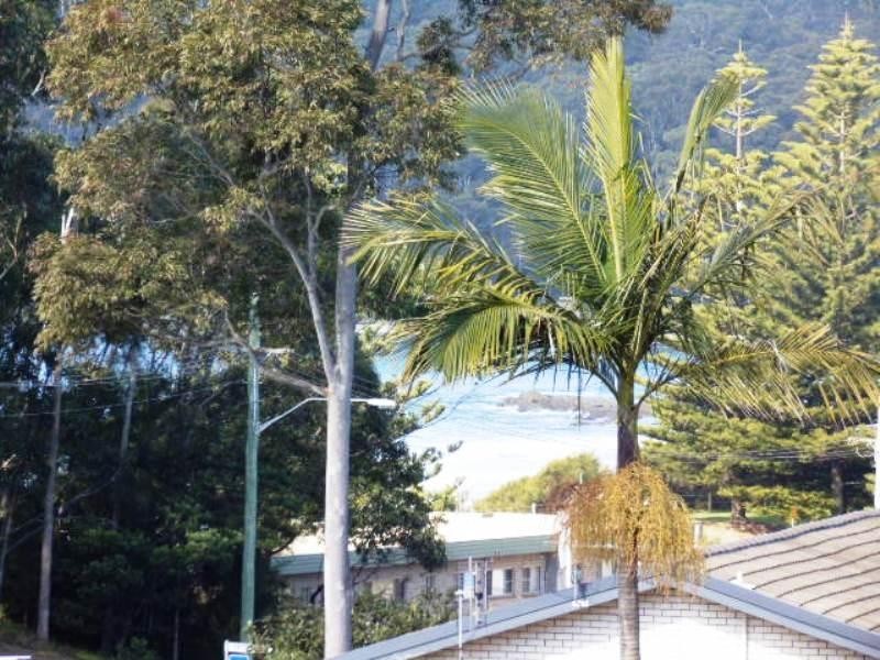 9 Hume Road, Surf Beach NSW 2536