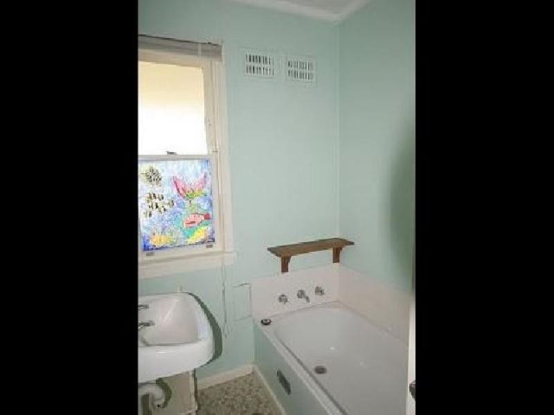 42 Bavarde Avenue, Batemans Bay NSW 2536