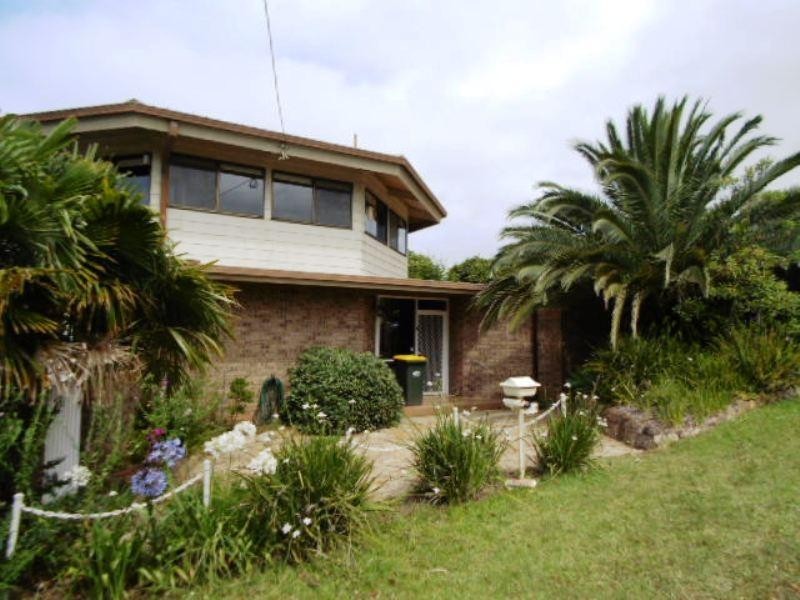 2 View Street, Batehaven NSW 2536