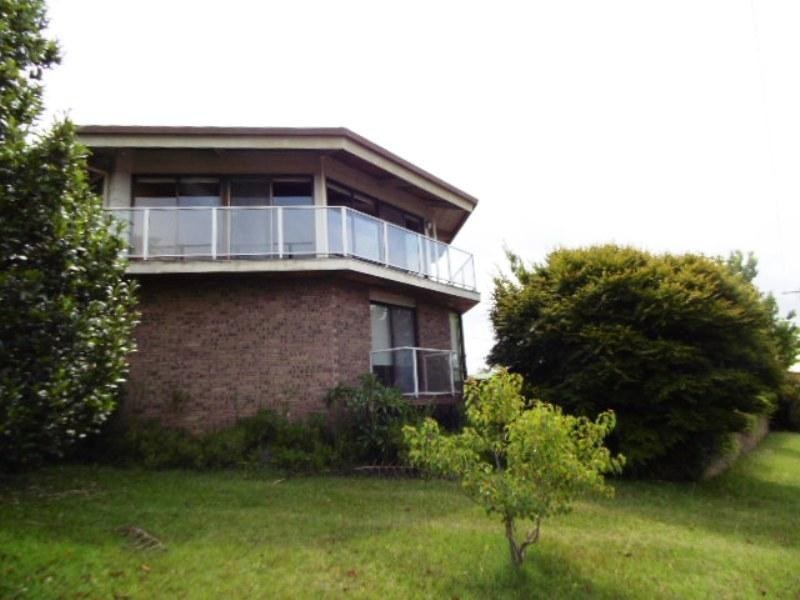 2 View Street, Batehaven NSW 2536