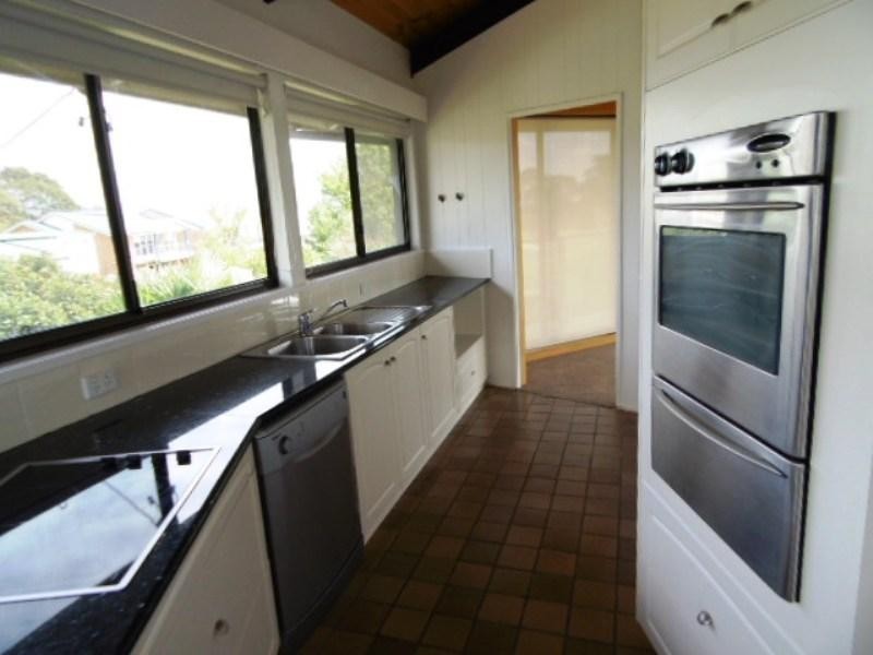 2 View Street, Batehaven NSW 2536