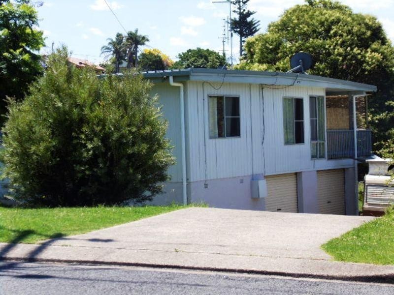 1 Peter Crescent, Batehaven NSW 2536