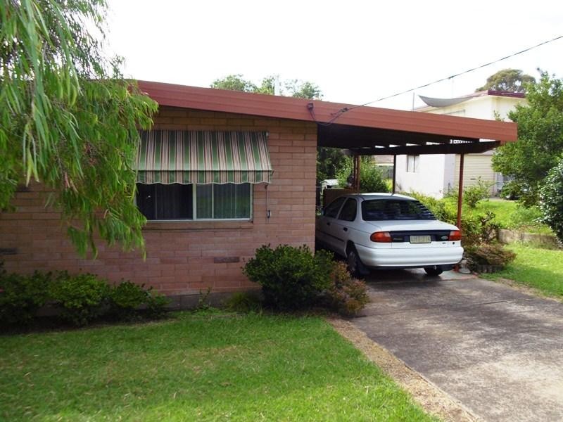 27 Calton Road, Batehaven NSW 2536