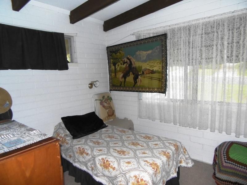 27 Calton Road, Batehaven NSW 2536