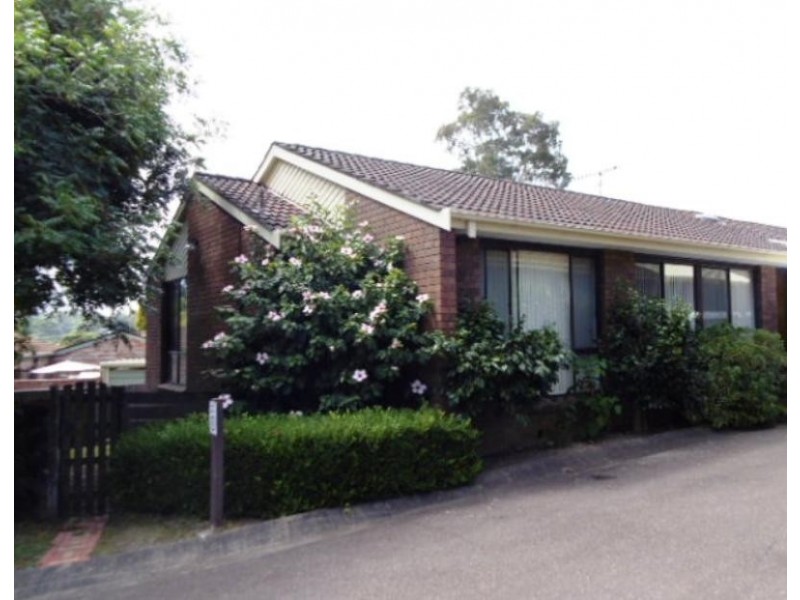 1/4 Eric Fenning  Drive, Surf Beach NSW 2536