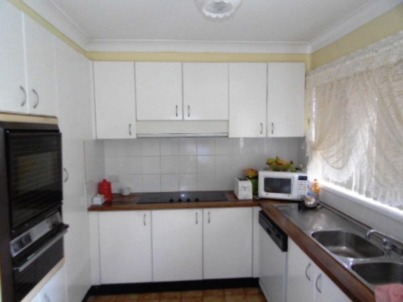 1/4 Eric Fenning  Drive, Surf Beach NSW 2536