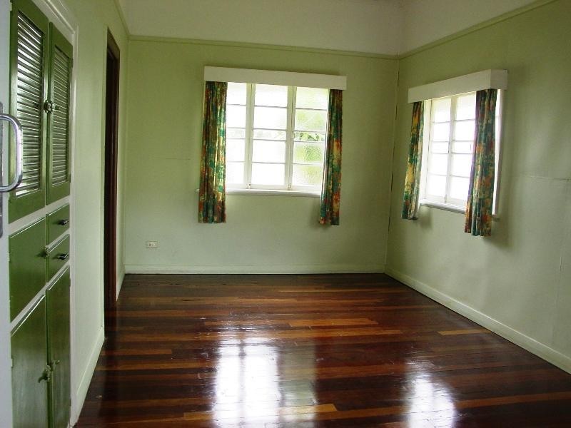 64 Cypress Street TORQUAY 4655, Torquay QLD 4655