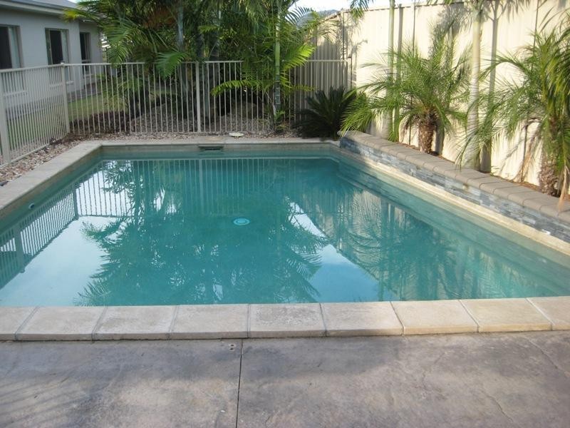6 Krista Court, Burrum Heads QLD 4659