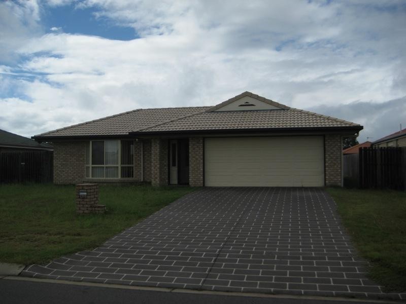 56 Joselyn Drive, Point Vernon QLD 4655