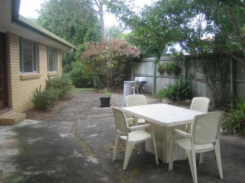 57 Alec Avenue MERMAID WATERS 4218, Mermaid Waters QLD 4218