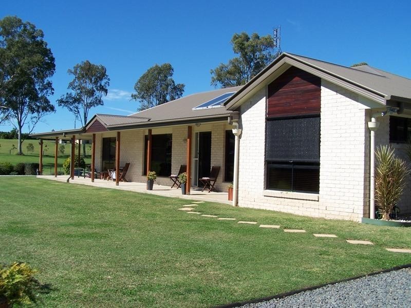 19 Sturgess Road PIE CREEK 4570, Pie Creek QLD 4570