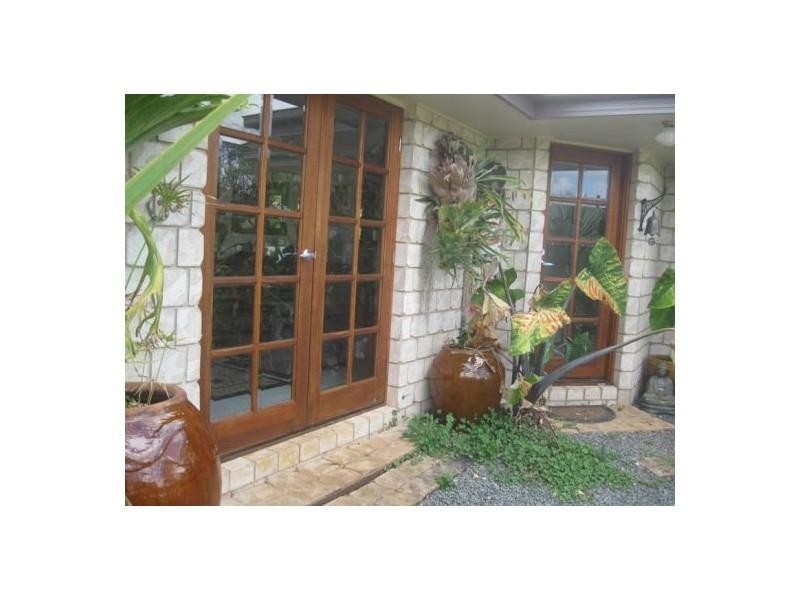 6 Leggetts Loop, Kin Kin QLD 4571