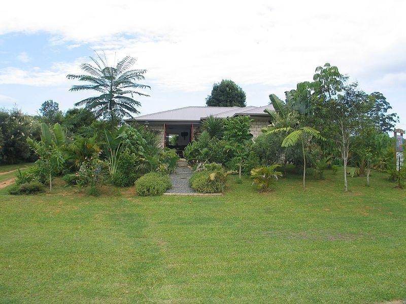 6 Leggetts Loop, Kin Kin QLD 4571