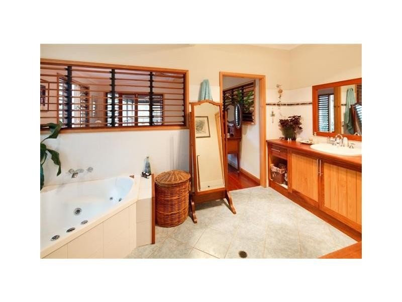 83 Highfield  Rise POMONA 4568, Pomona QLD 4568