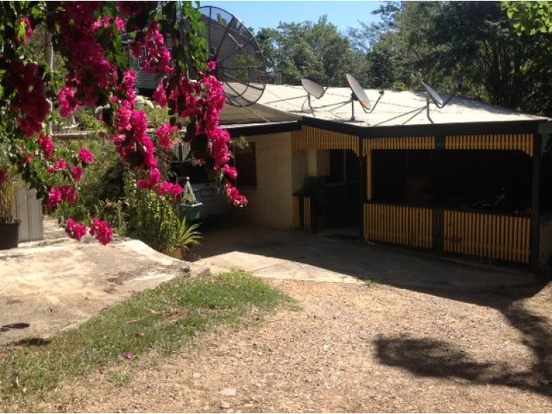 7 Bowman Street, Kin Kin QLD 4571