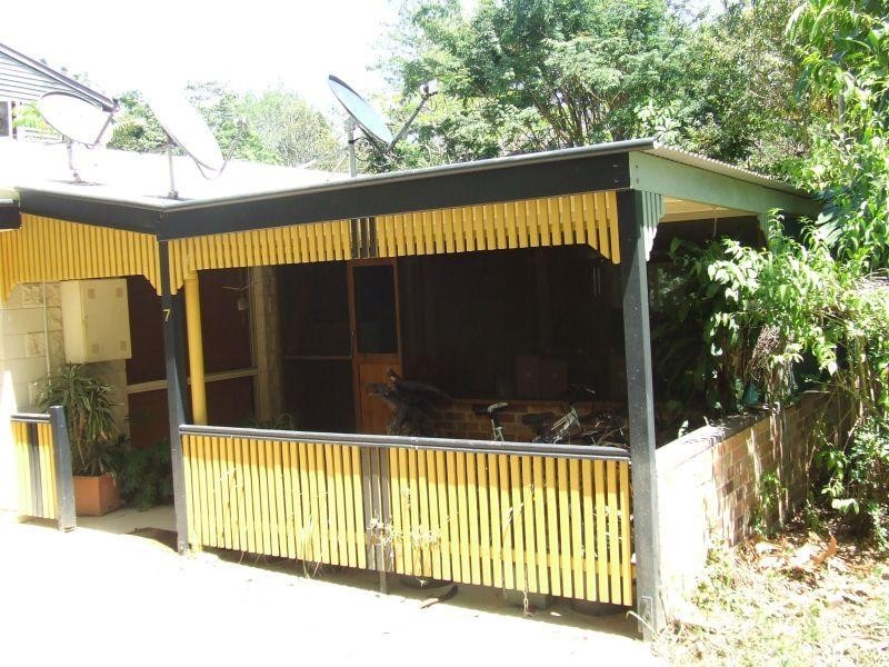 7 Bowman Street, Kin Kin QLD 4571