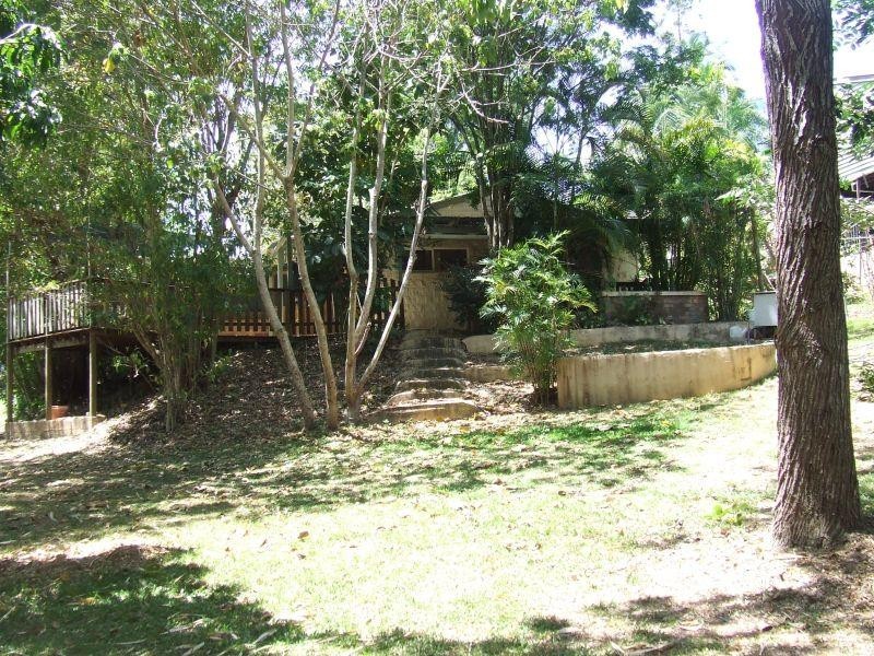 7 Bowman Street, Kin Kin QLD 4571