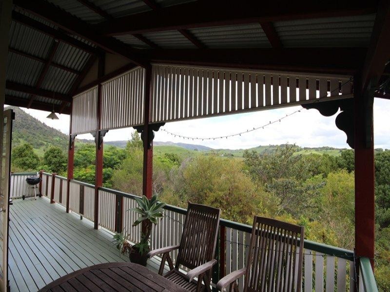 34 Sallwood Court PINBARREN 4568, Pinbarren QLD 4568
