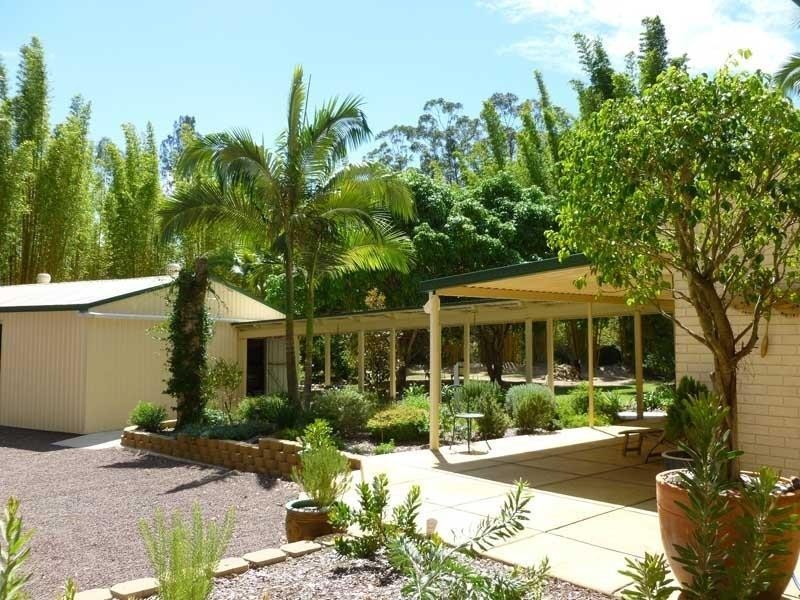 32 Kildeys Road, Cootharaba QLD 4565