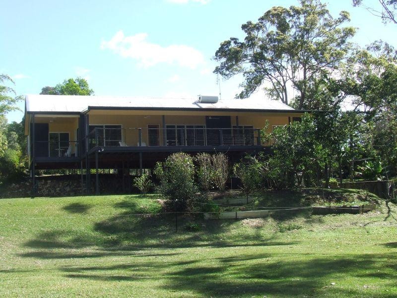 4 Highfield Rise, Pomona QLD 4568