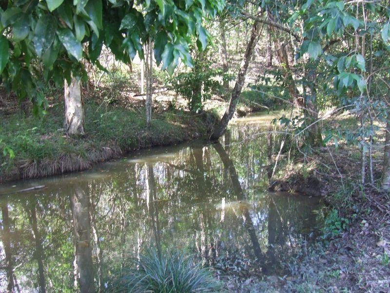 4 Highfield Rise, Pomona QLD 4568