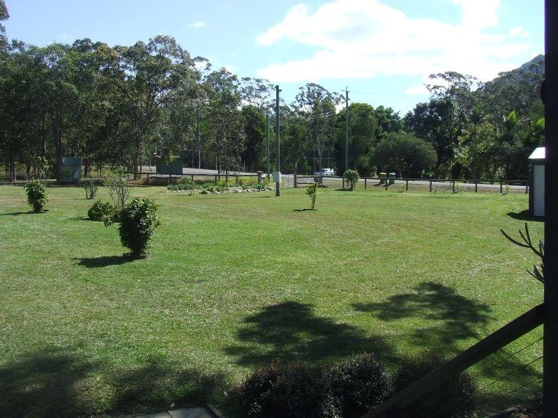 4 Highfield Rise, Pomona QLD 4568