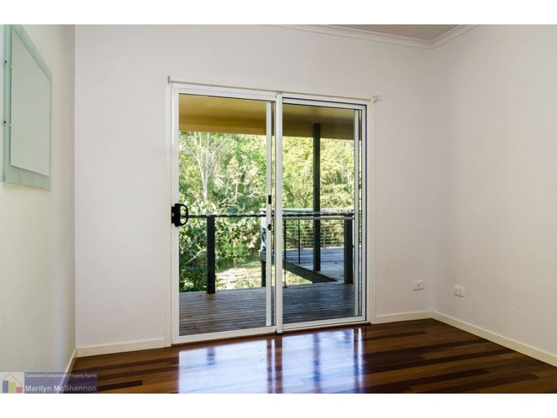 4 Highfield Rise, Pomona QLD 4568