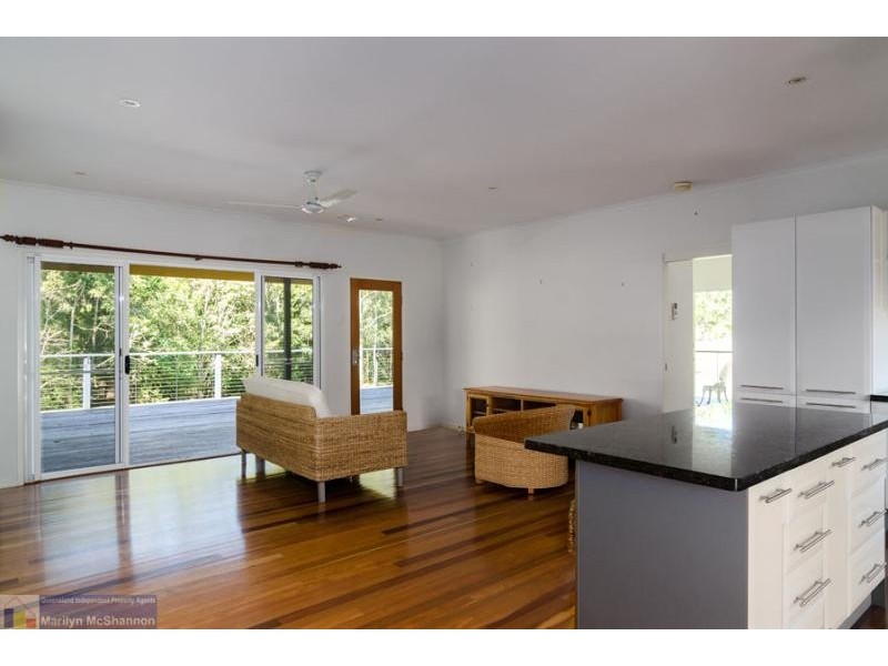 4 Highfield Rise, Pomona QLD 4568