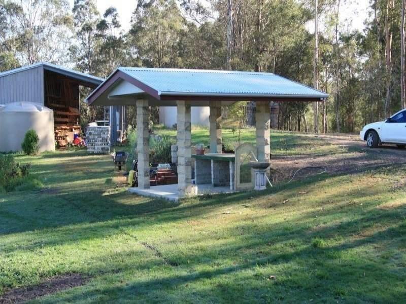 937 Sandy Creek  Road, Veteran QLD 4570