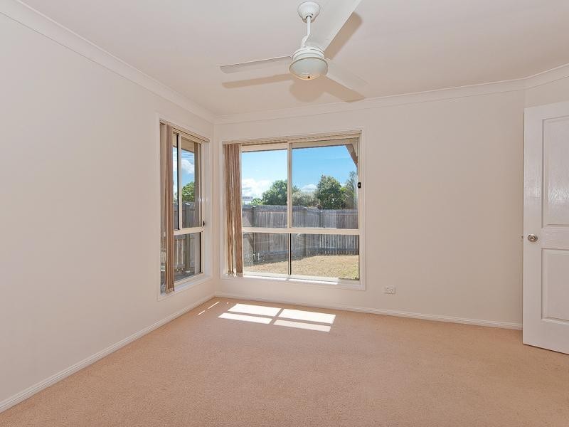 2 Canundra  Street, North Lakes QLD 4509