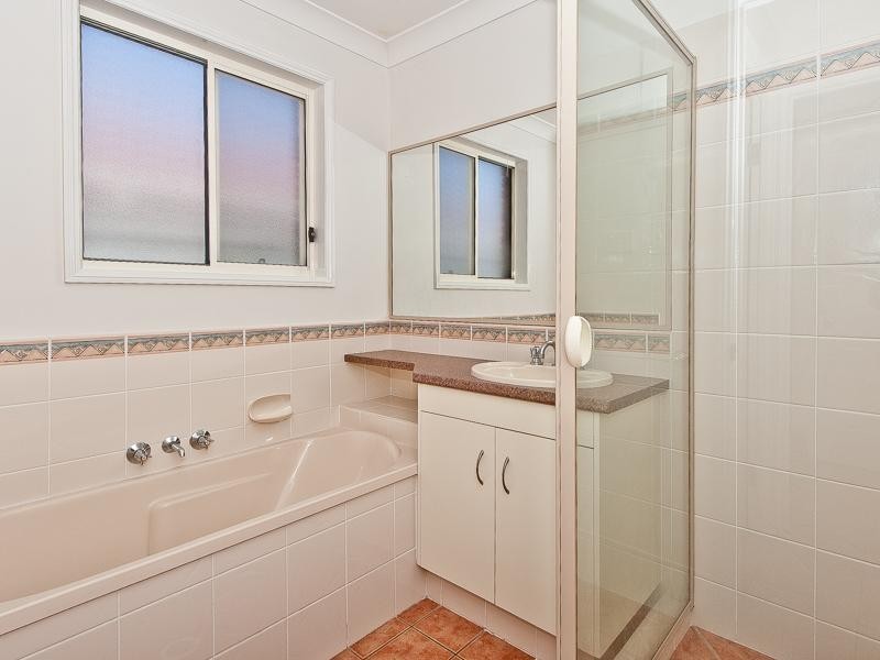 2 Canundra  Street, North Lakes QLD 4509