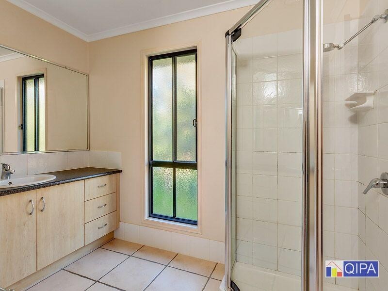 14 Palmer Street, Kin Kin QLD 4571