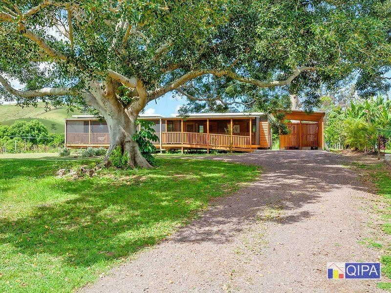 2 Leggetts  Loop, Kin Kin QLD 4571